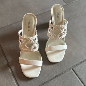 Indigo Rd. woven heels (white/brown)